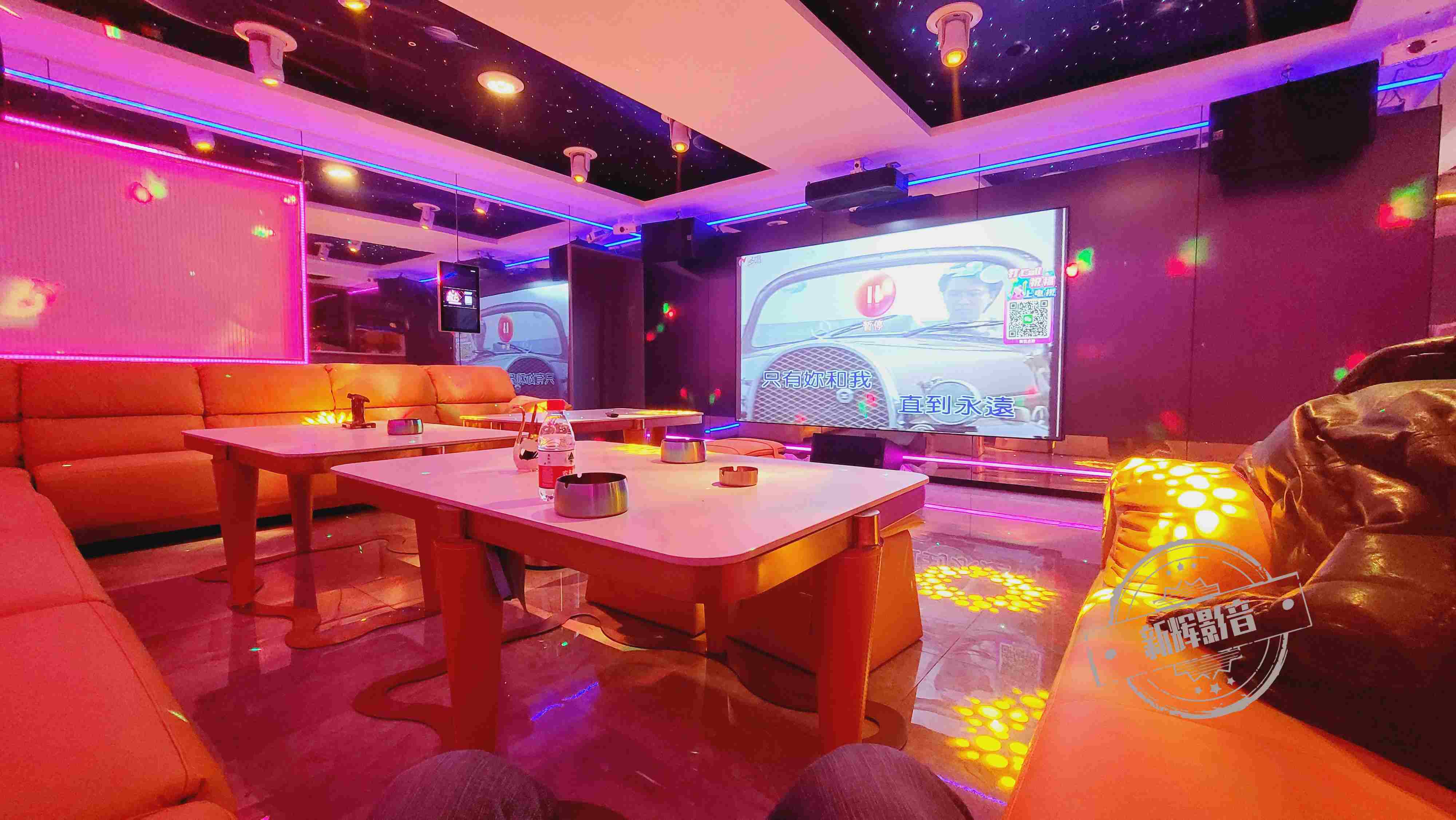 68910a6d2ef8819f5adfdaff26ffb6b