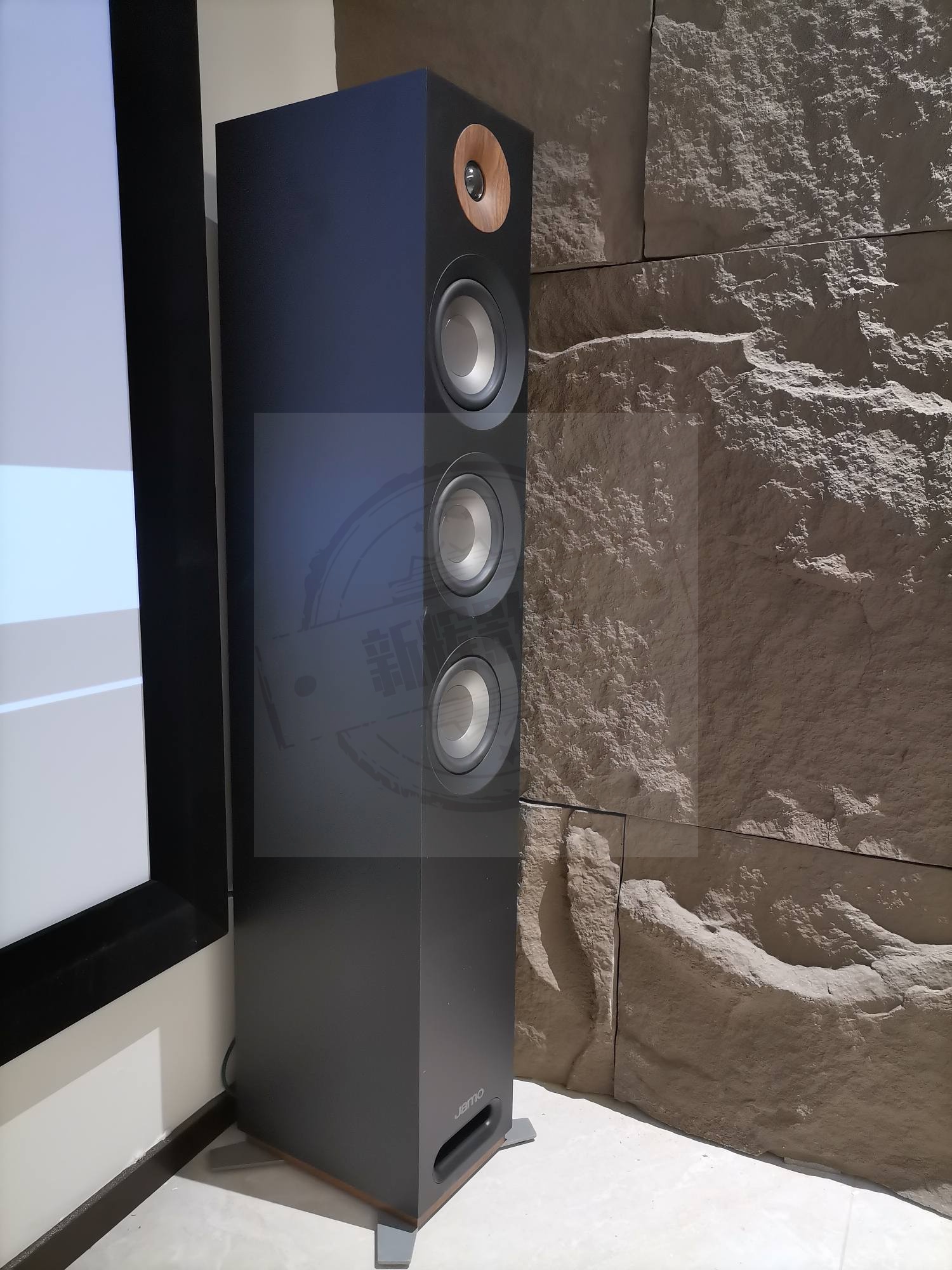 3f7df6876f61d51867b105637b5ba33