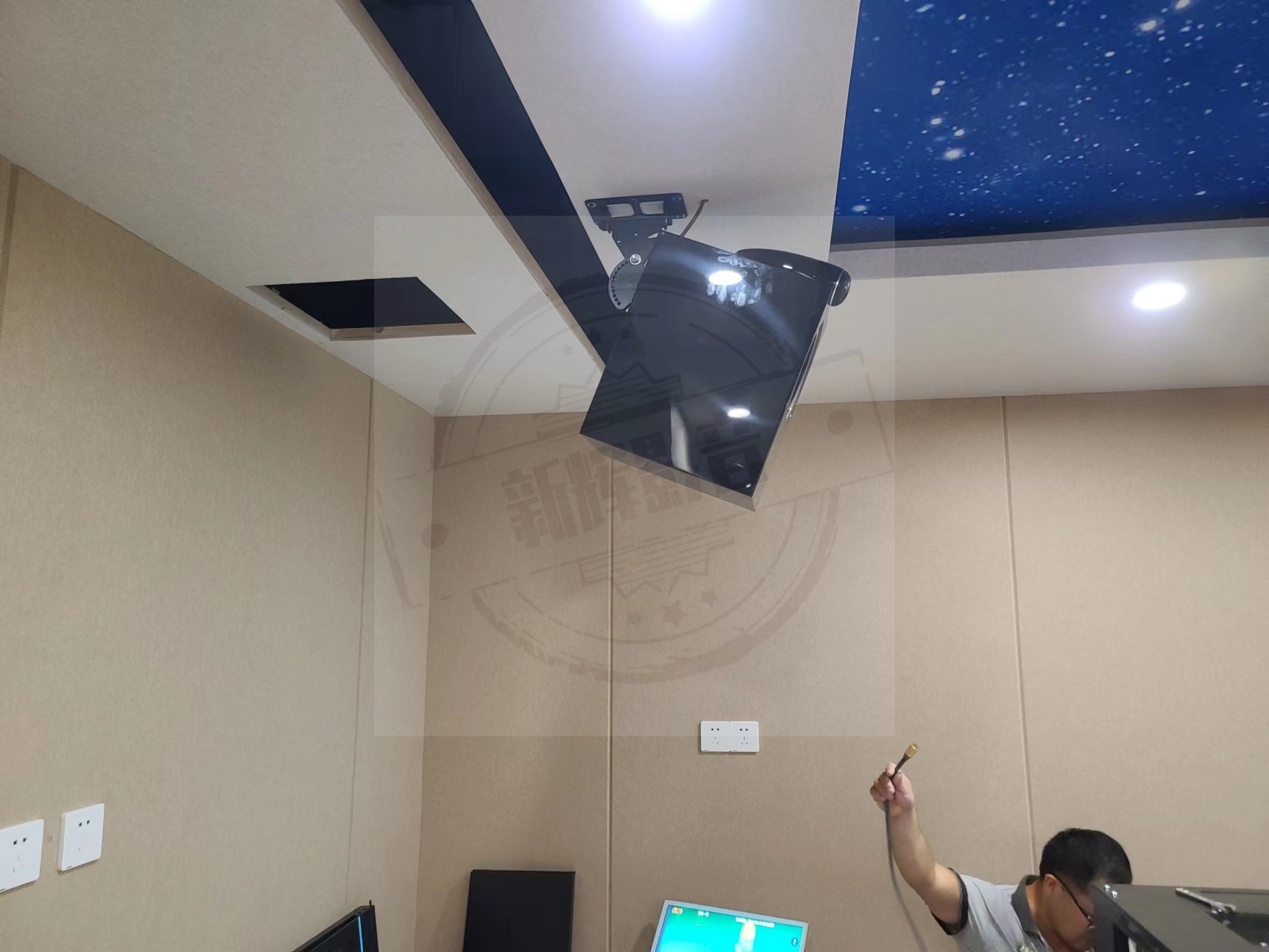 c8e82b9a26c627b54d3764139b2712d